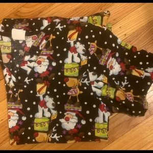 Christmas Holiday print scrub top